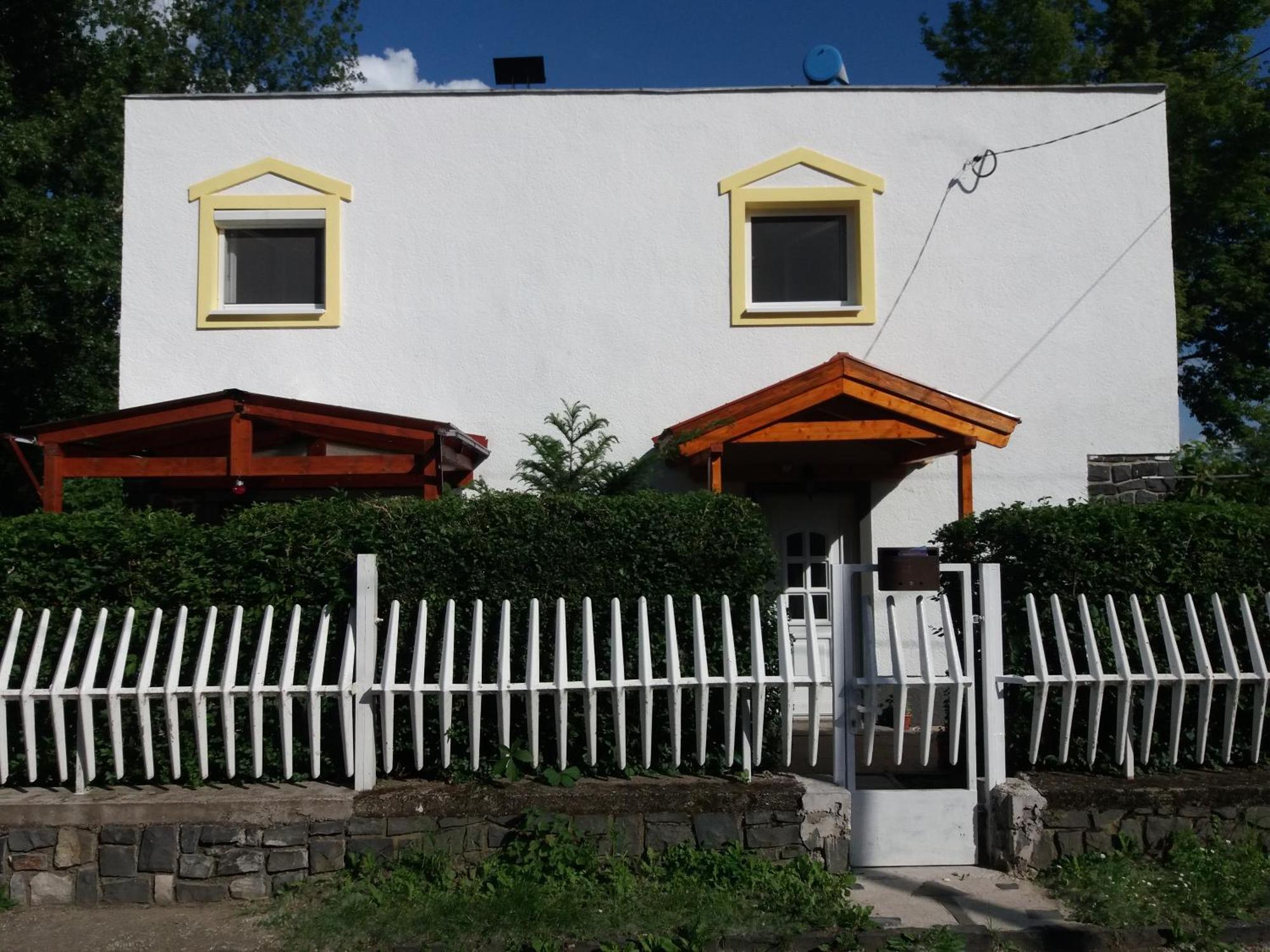 Badacsonyi Lugas Apartmanok Bytom Extérieur photo