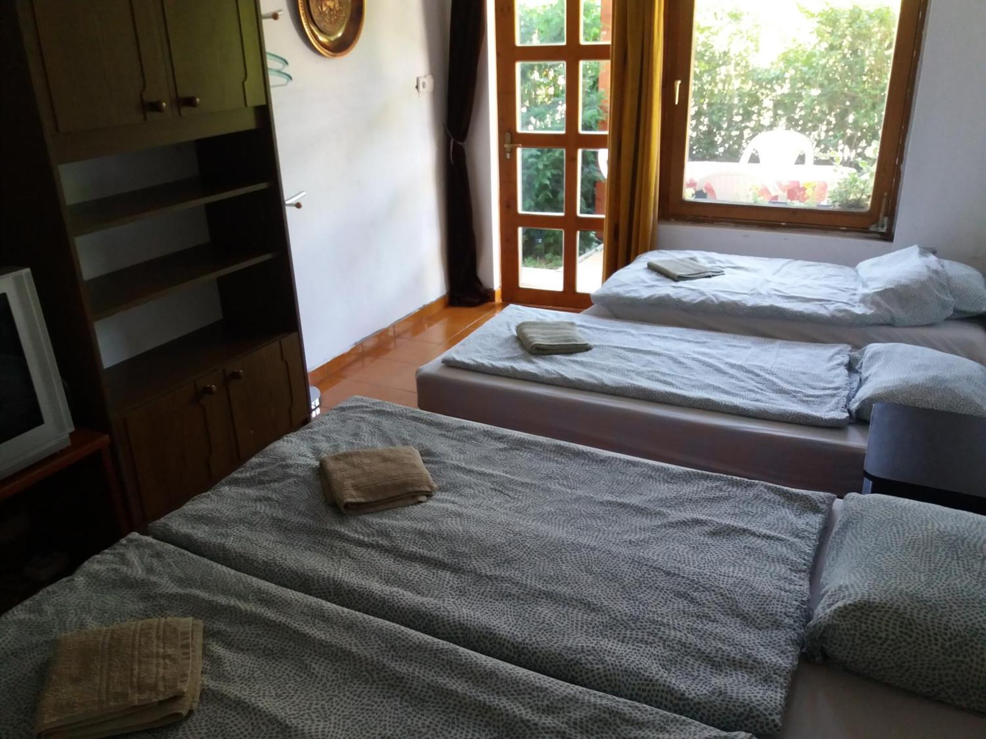 Badacsonyi Lugas Apartmanok Bytom Extérieur photo