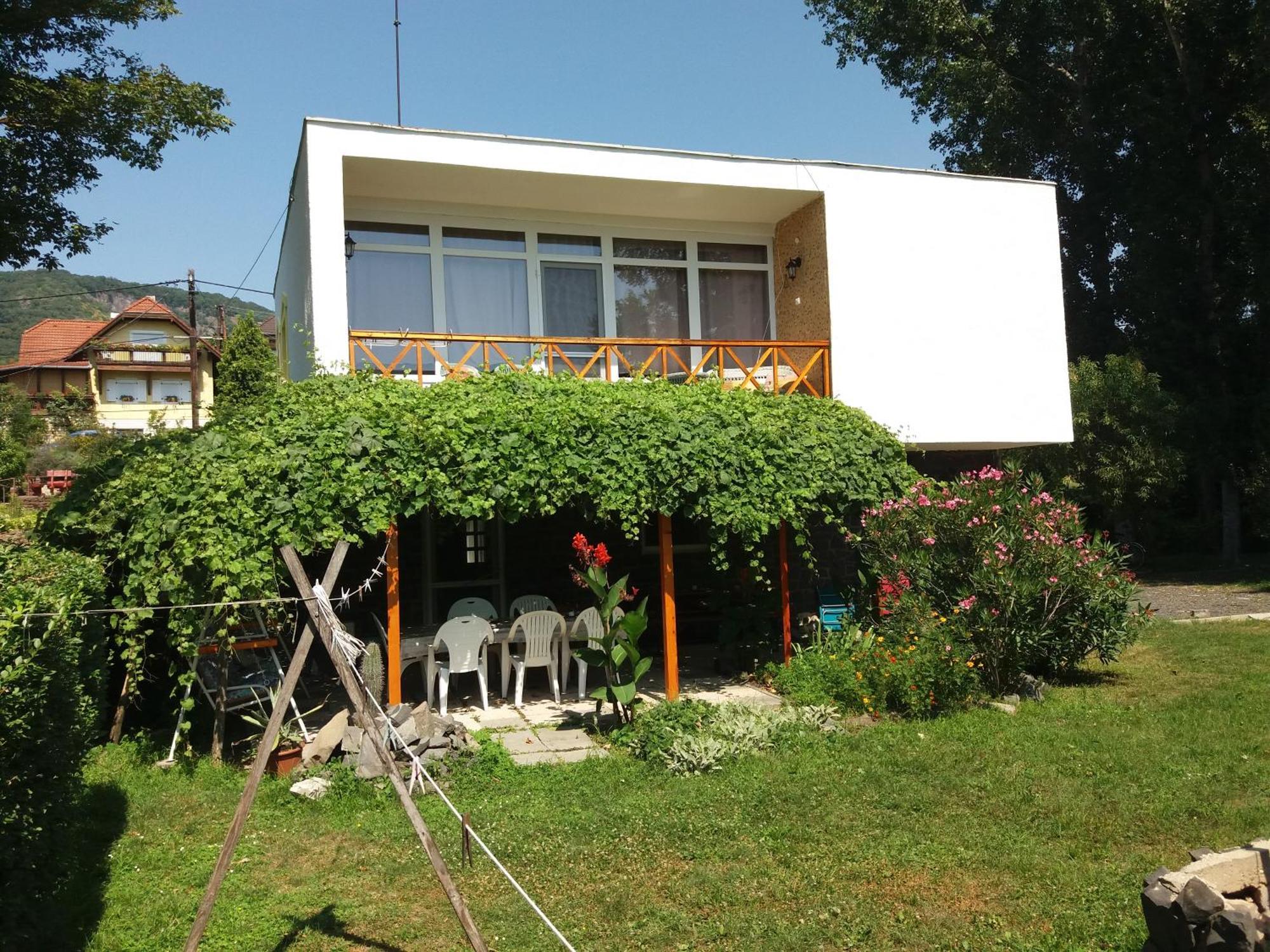 Badacsonyi Lugas Apartmanok Bytom Extérieur photo